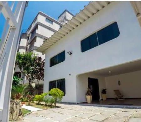Perola House Hostel กัวรูจา ภายนอก รูปภาพ
