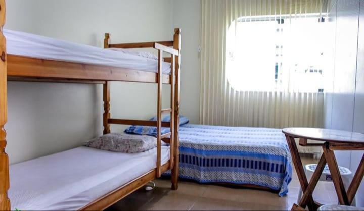 Perola House Hostel กัวรูจา ภายนอก รูปภาพ