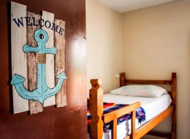 Perola House Hostel กัวรูจา ภายนอก รูปภาพ