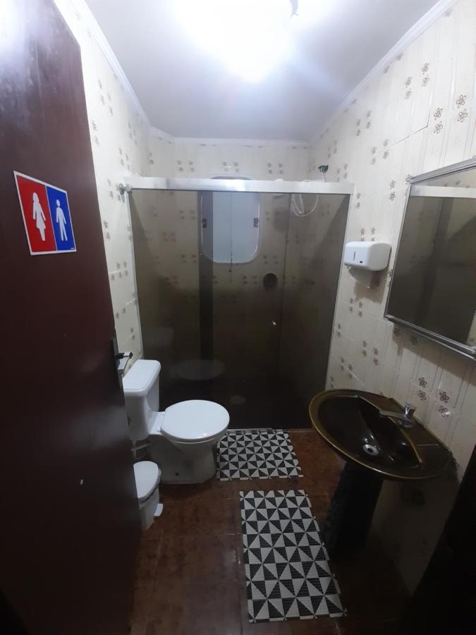 Perola House Hostel กัวรูจา ภายนอก รูปภาพ
